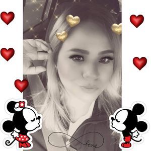 Meet your Posher, Estrellita